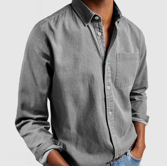 Chemise en coton pour femme, élégance vintage, plusieurs coloris, style professionnel et décontracté, détail raffiné.