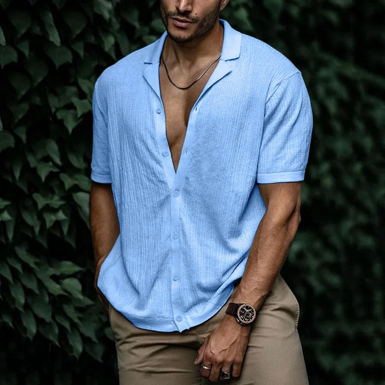 Chemise en lin homme, décontractée, col classique, blanc, parfaite pour l'été, fraîcheur et élégance garantie.