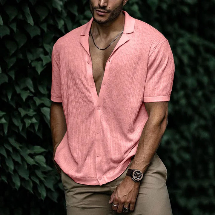 Chemise en lin homme, décontractée, col classique, blanc, parfaite pour l'été, fraîcheur et élégance garantie.