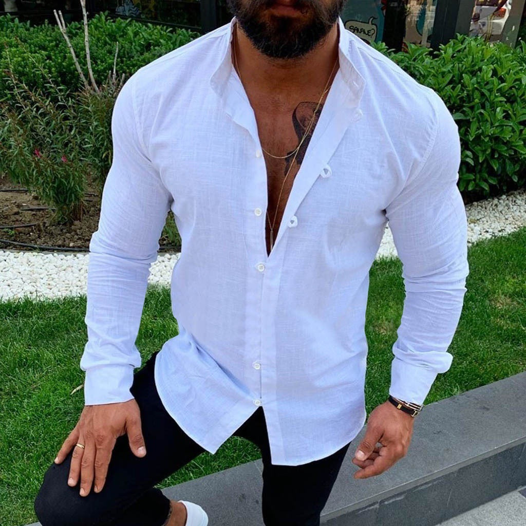 "Chemise en lin homme élégante, coupe ajustée, manches longues, idéale toutes occasions, disponible en plusieurs couleurs."