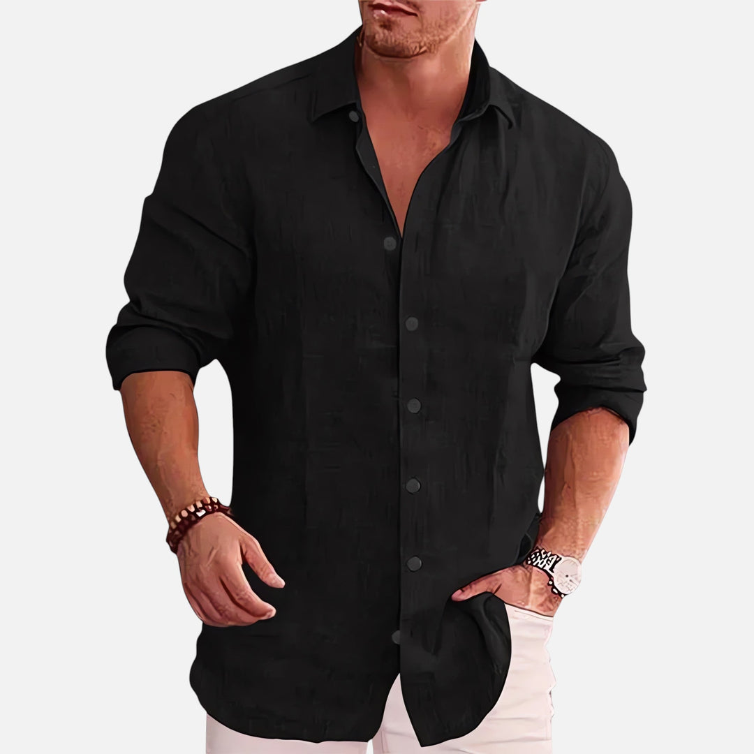 Chemise en lin homme élégante, manches longues, texture légère et respirante, idéale pour l'été et occasions décontractées.