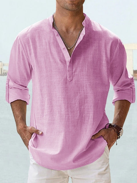 "Chemise en lin pour hommes, col Henley, coupe slim, tout en blanc, élégante et respirante, parfaite pour un style chic."