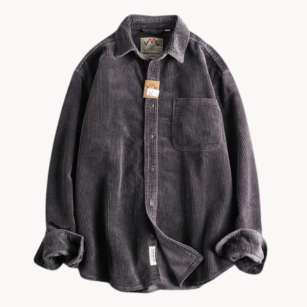 "Chemise en velours côtelé orange pour homme, texture côtelée et poche poitrine, polyvalente et résistante."
