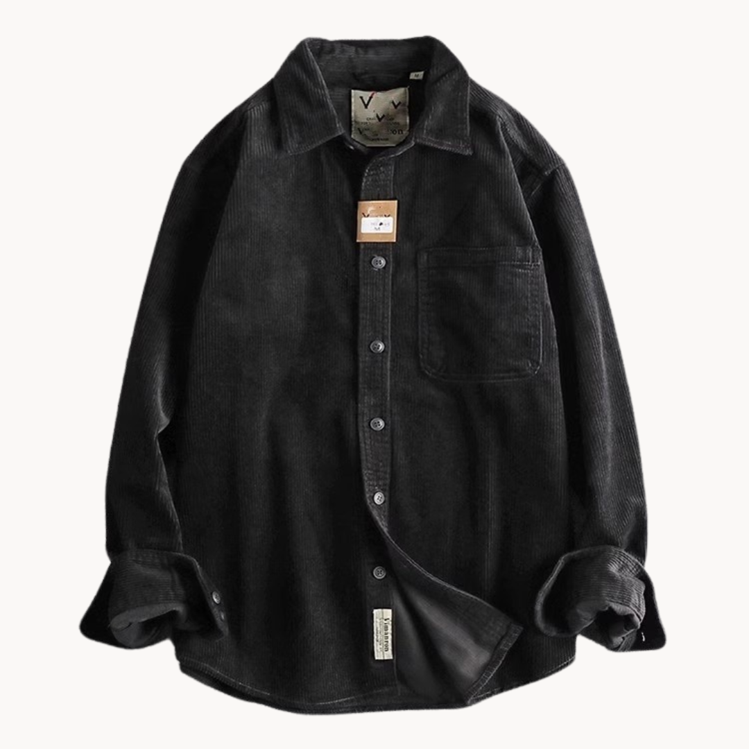 "Chemise en velours côtelé orange pour homme, texture côtelée et poche poitrine, polyvalente et résistante."