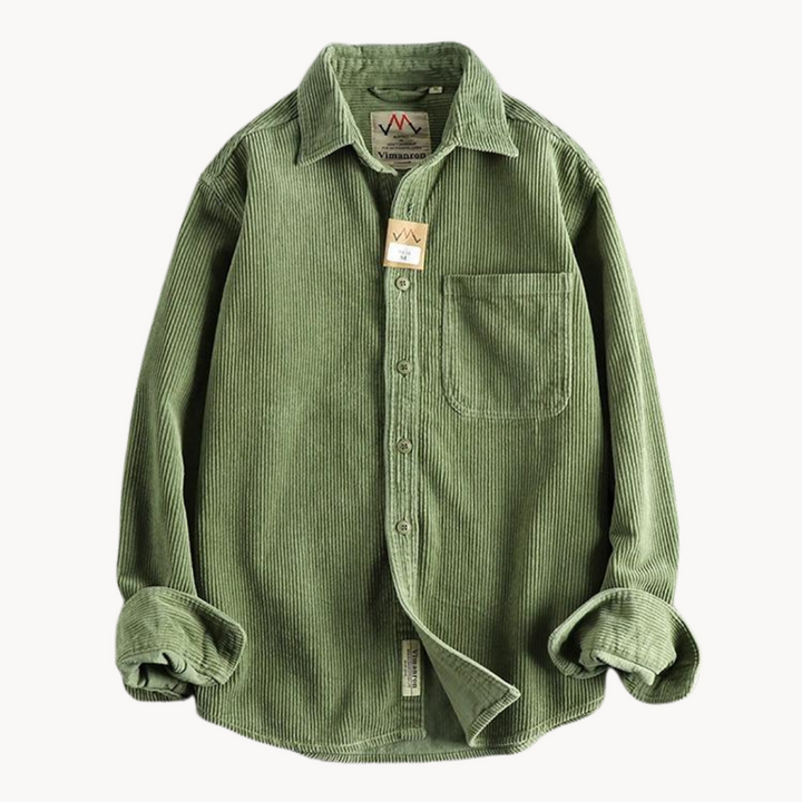 "Chemise en velours côtelé orange pour homme, texture côtelée et poche poitrine, polyvalente et résistante."