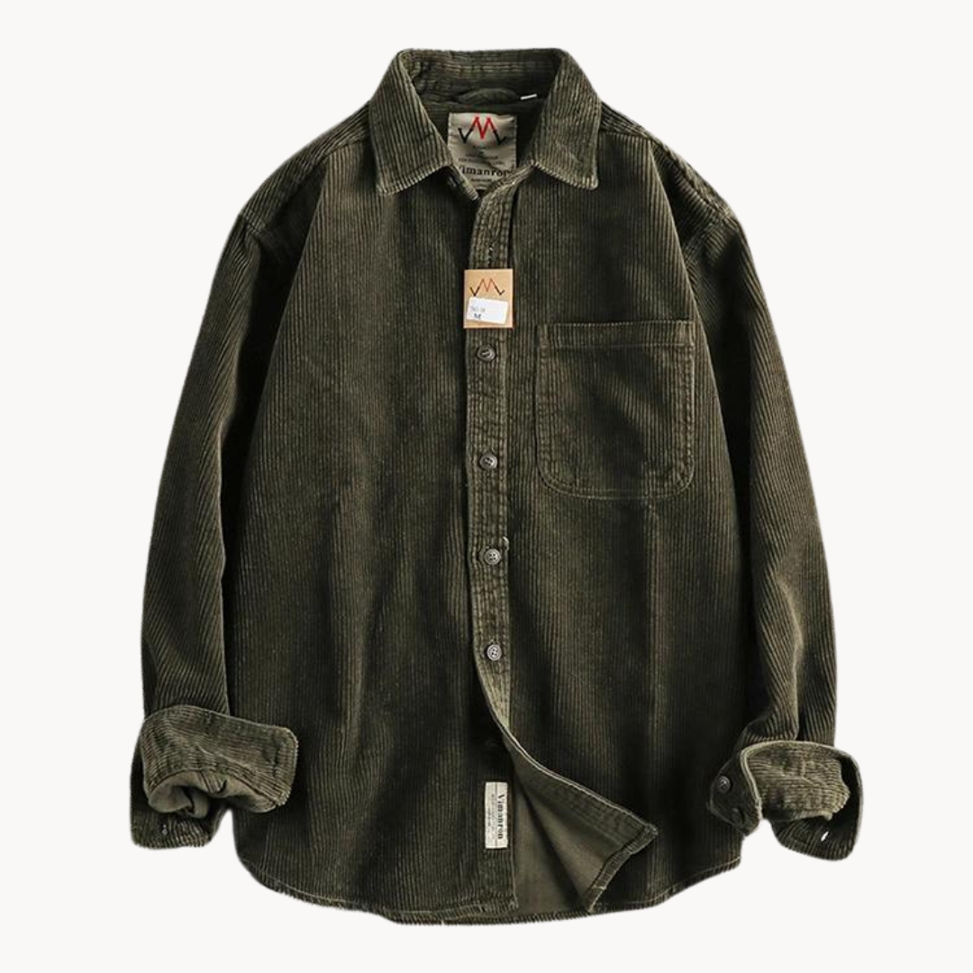 "Chemise en velours côtelé orange pour homme, texture côtelée et poche poitrine, polyvalente et résistante."