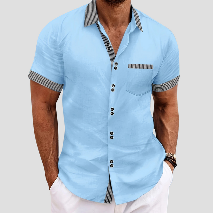 "Chemise été homme décontractée en coton, manches courtes contrastées, allure chic et confortable pour style estival"