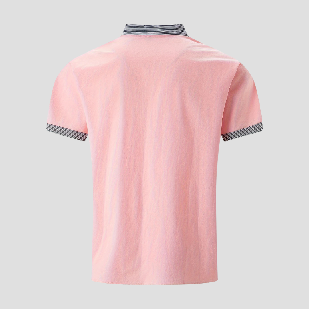 "Chemise été homme décontractée en coton, manches courtes contrastées, allure chic et confortable pour style estival"