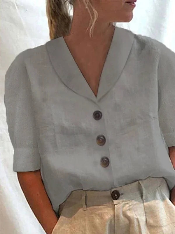 Chemise femme décontractée, coupe confortable et élégante.  Tissu doux, idéale pour toutes occasions.