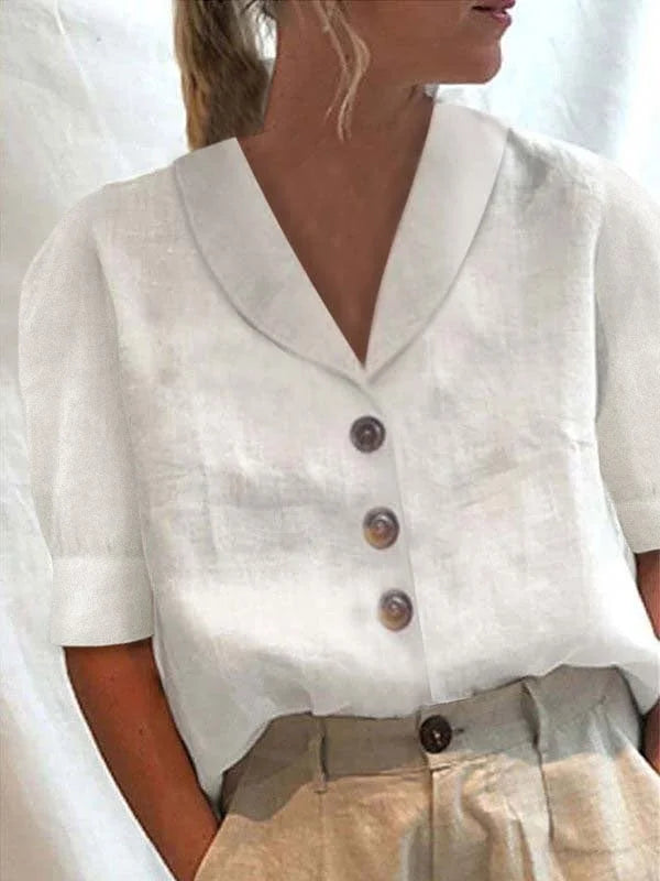Chemise femme décontractée, coupe confortable et élégante.  Tissu doux, idéale pour toutes occasions.