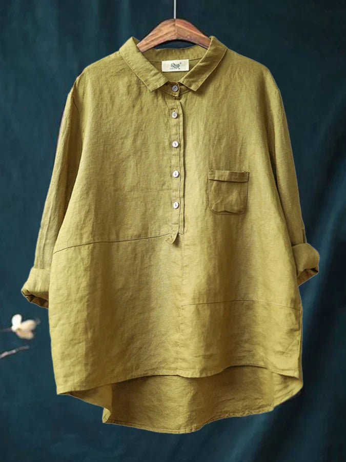 Chemise femme manches longues, boutons revers.  Coupe élégante et confortable.  Tissu doux.