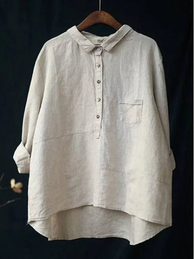 Chemise femme manches longues, boutons revers.  Coupe élégante et confortable.  Tissu doux.