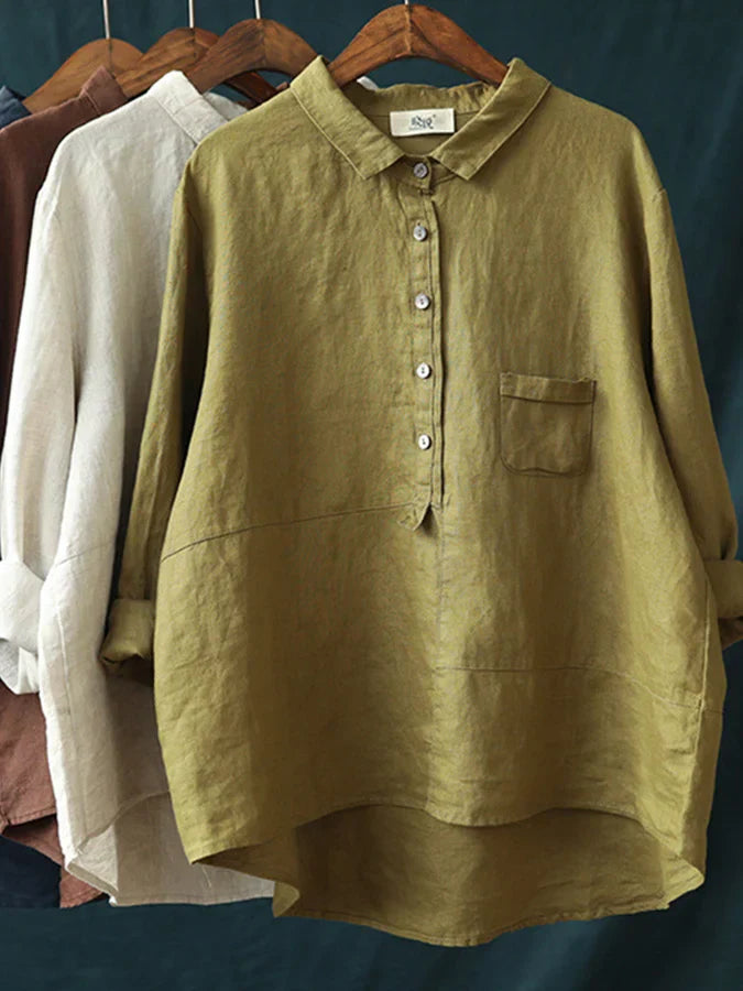 Chemise femme manches longues, boutons revers.  Coupe élégante et confortable.  Tissu doux.