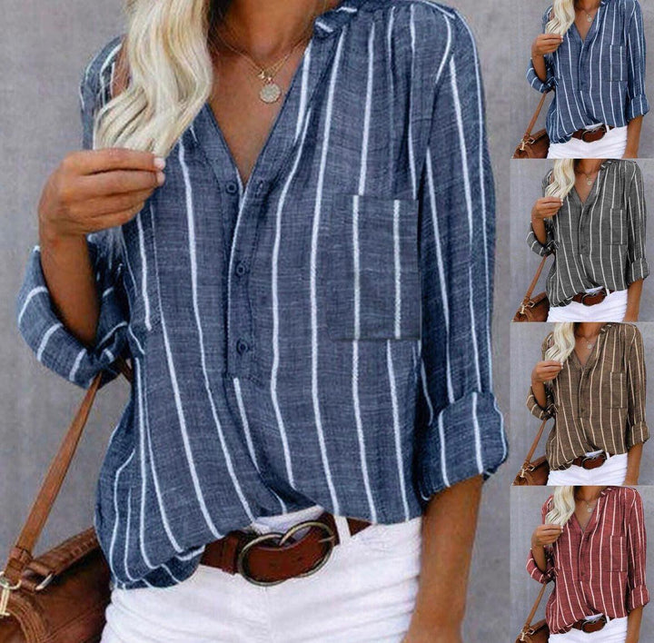Style féminin décontracté: chemise femme rayée ample, élégante et confortable pour toutes occasions.