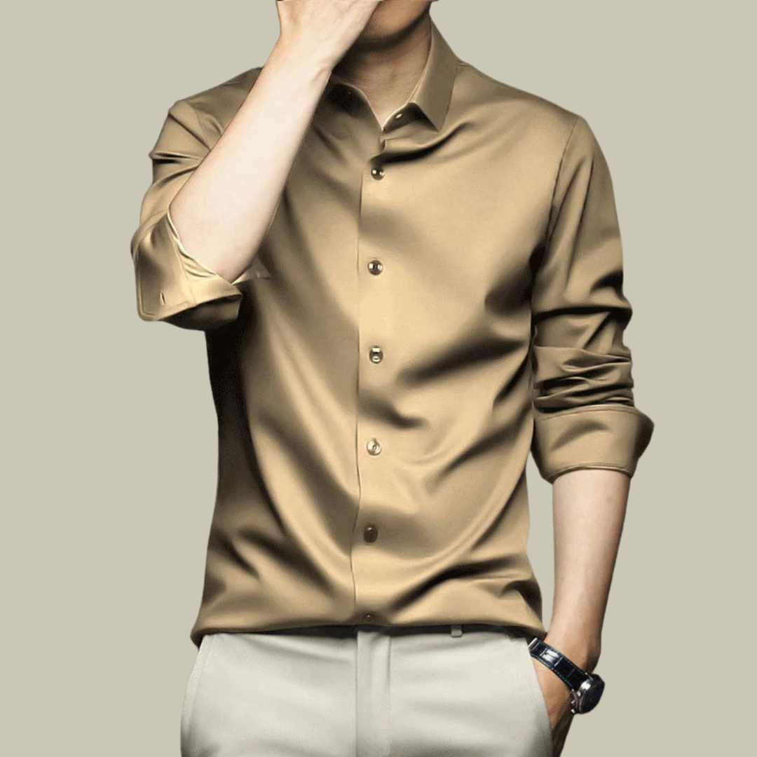 Chemise formelle en soie pour homme, élégante, tissu soyeux, ajustement parfait, disponible en plusieurs couleurs.
