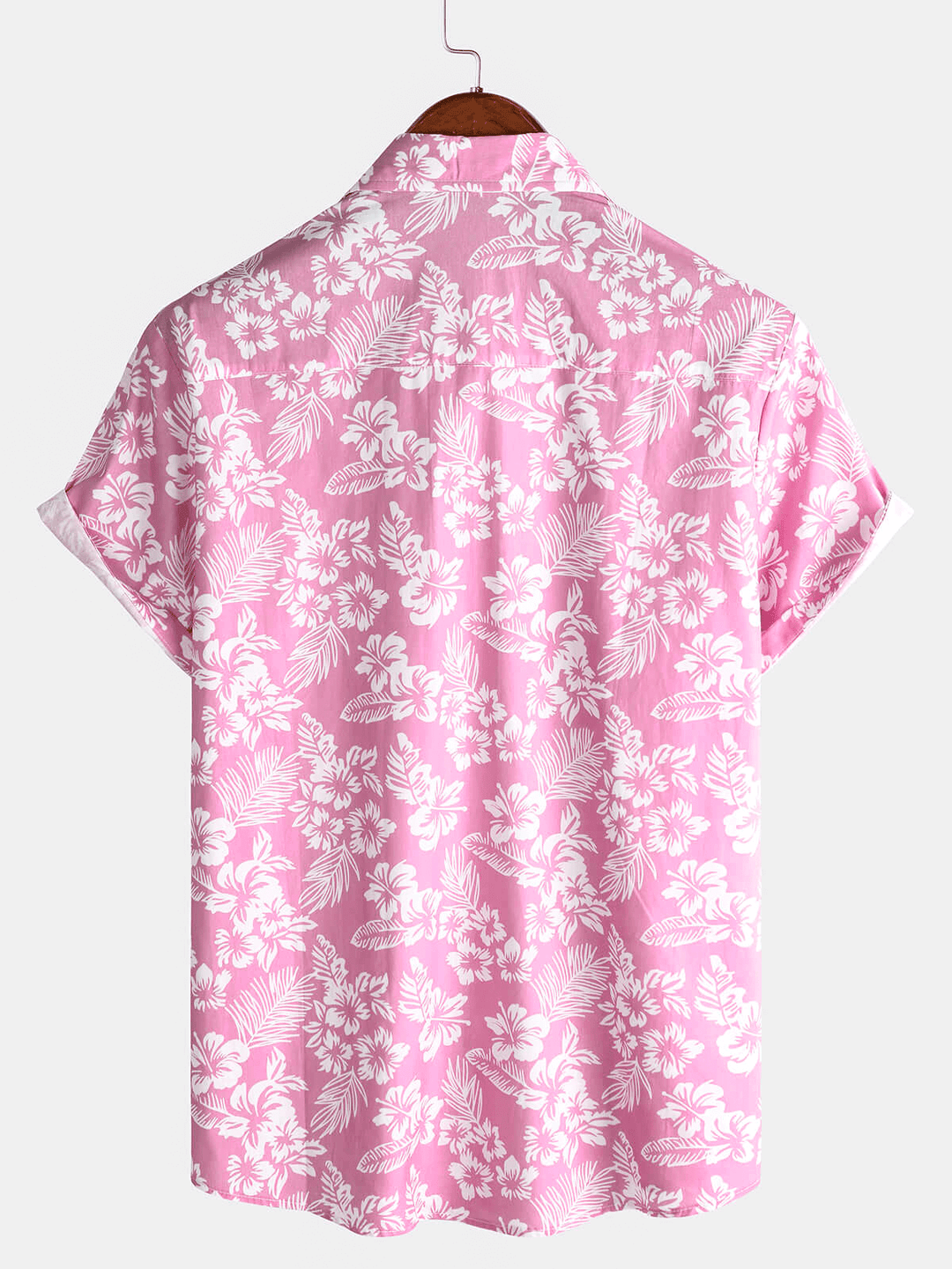 Chemise homme fluide et aérée, motif floral tropical, idéale pour la chaleur estivale et le style décontracté.