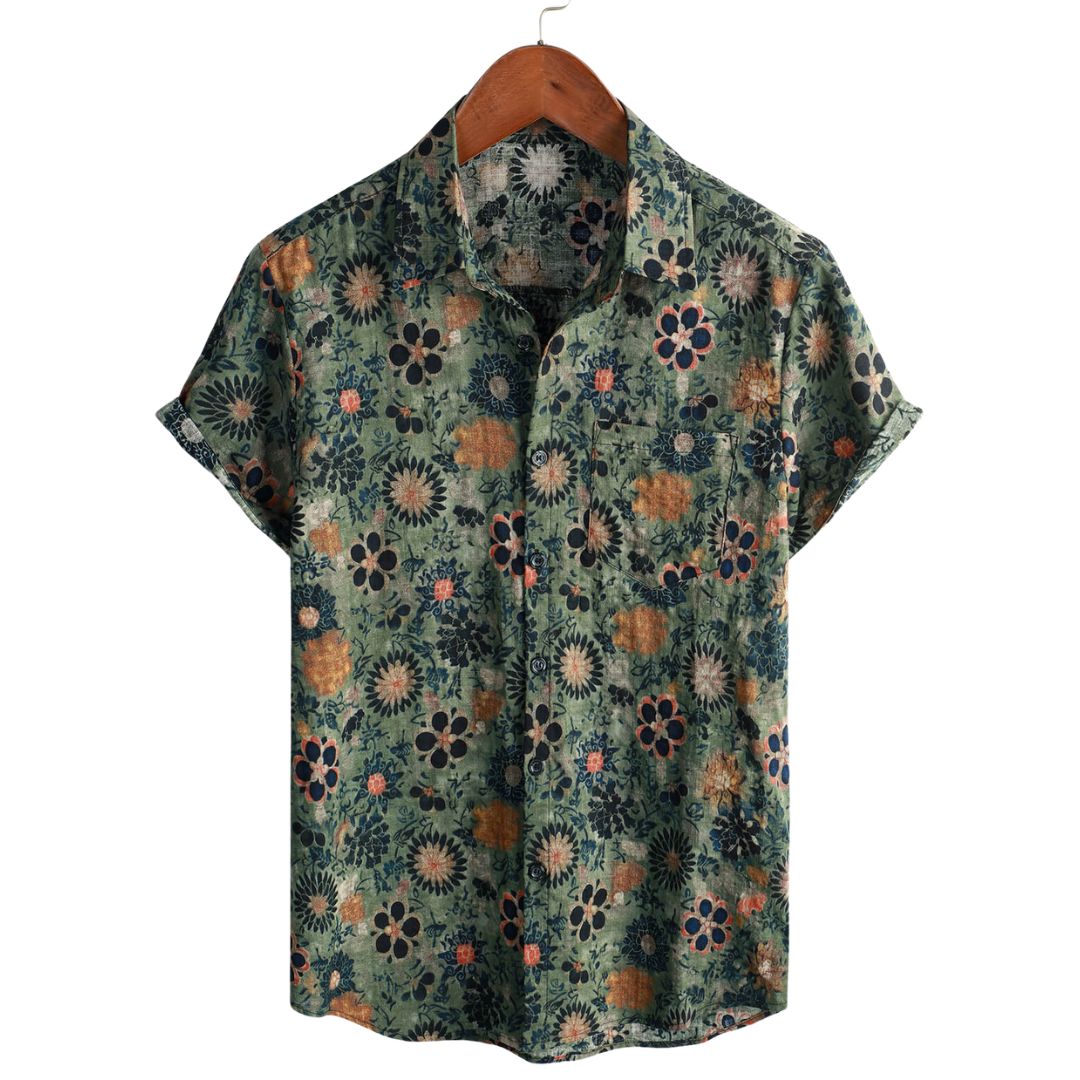 Chemise hawaïenne homme manches courtes, imprimé tropical vibrant, style décontracté pour l'été et la plage.