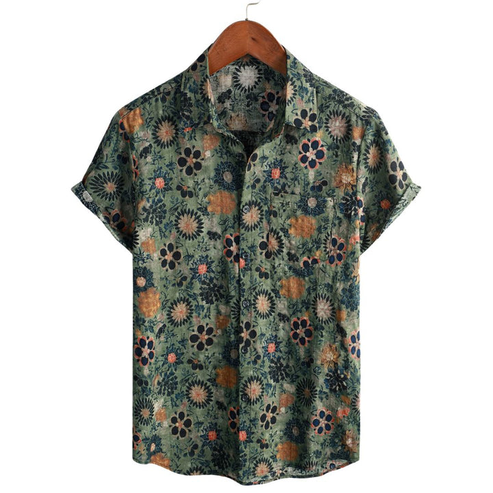 Chemise hawaïenne homme manches courtes, imprimé tropical vibrant, style décontracté pour l'été et la plage.