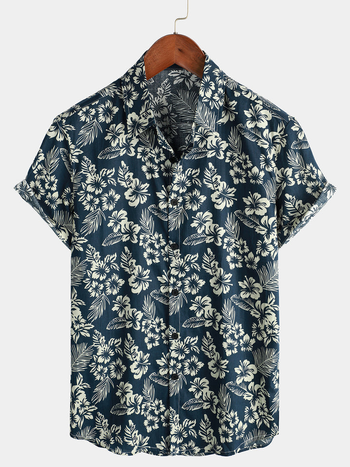 Chemise hawaïenne boutonnée homme pour les vacances, style plage décontracté, imprimé estival.