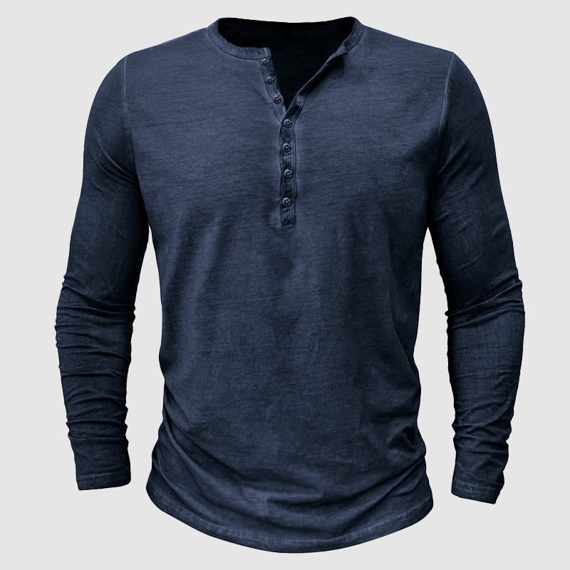 "Chemise Henley classique homme, élégante, tissu haute qualité, coupe ajustée pour style sophistiqué intemporel."