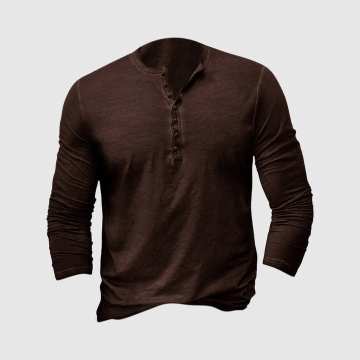 "Chemise Henley classique homme, élégante, tissu haute qualité, coupe ajustée pour style sophistiqué intemporel."