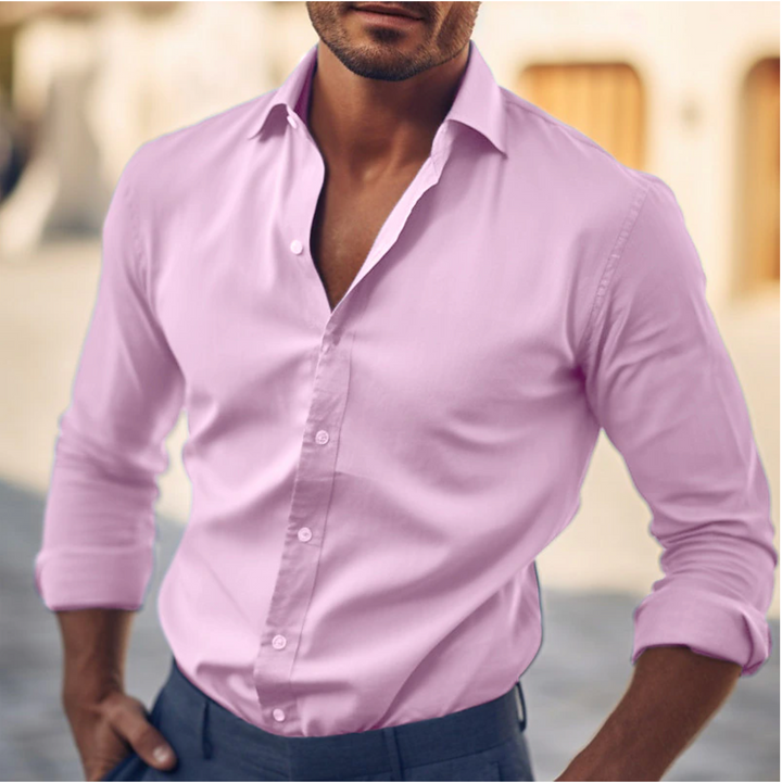 Chemise homme élégante, coupe moderne, plusieurs couleurs.  Tissu de qualité, confort optimal.