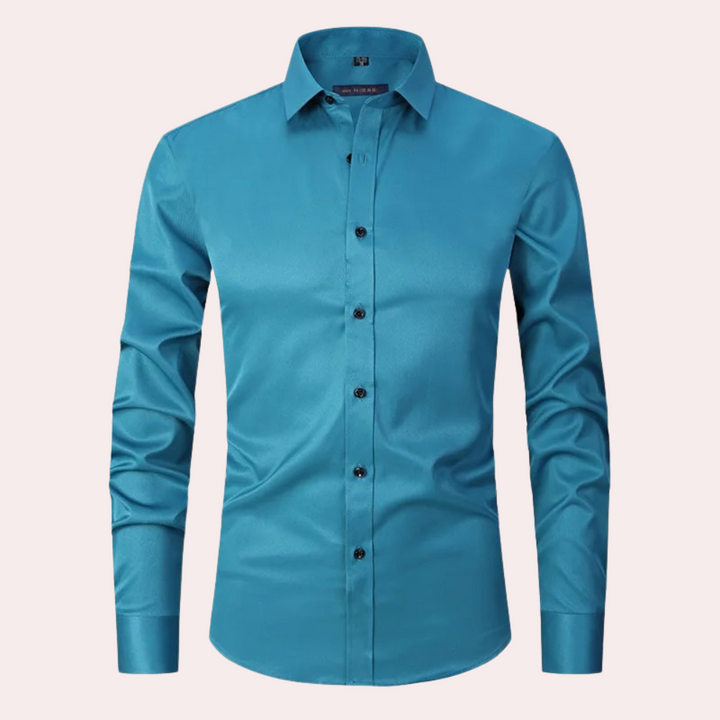 Chemise homme extensible, coupe élégante, tissu confortable.  Idéale pour le bureau ou les sorties.