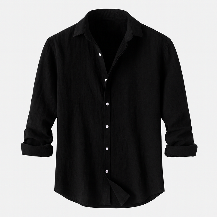 Détail: tissu léger et respirant d'une chemise homme boutonnée, parfaite pour le printemps/été.