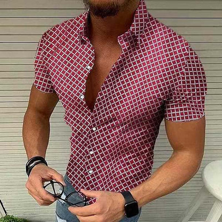 Chemise homme à manches courtes motif plaid décontracté. Idéale été/printemps. Style tendance pour mode masculine.