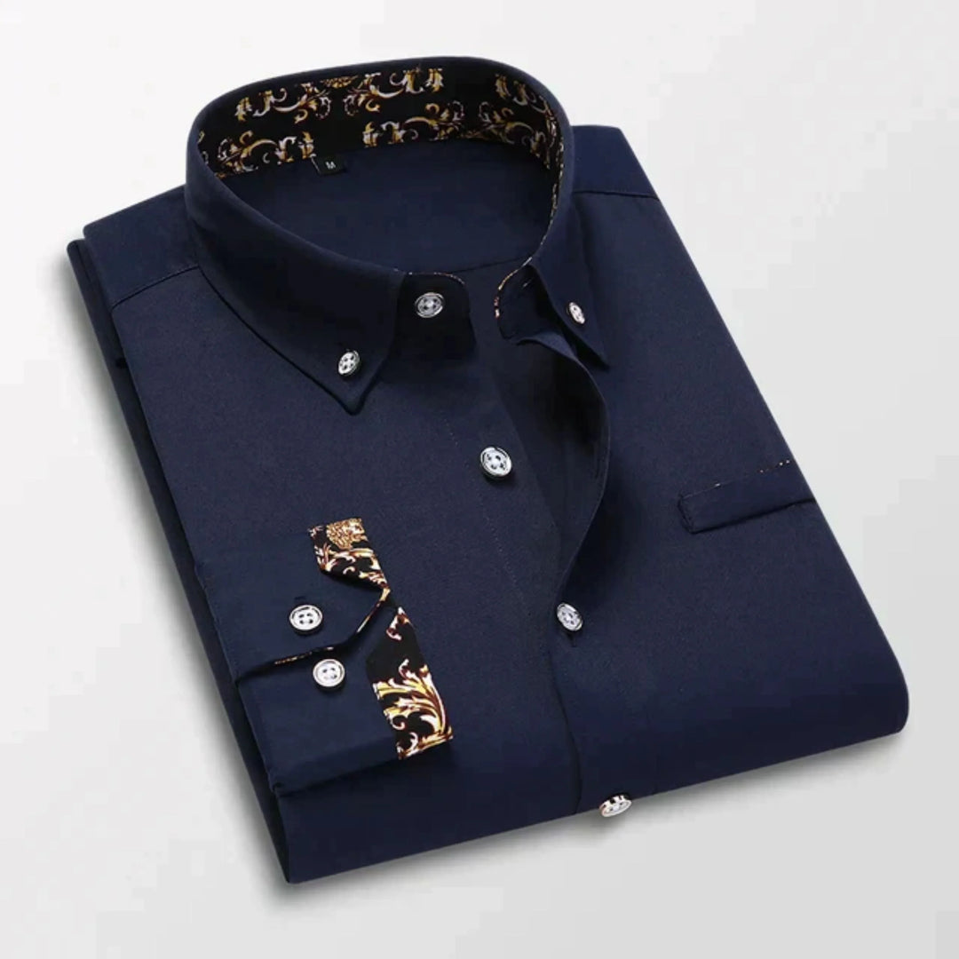 "Chemise homme moderne, manches longues, coupe ajustée, détails raffinés, idéale bureau et sorties décontractées"