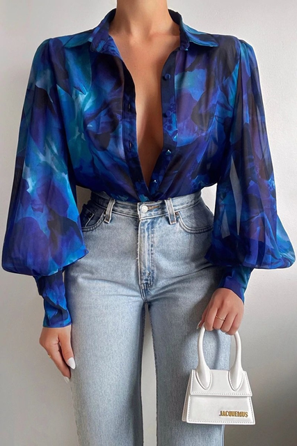 Chemise lin femme, style bohème chic.  Manches longues, imprimé floral vintage.  Tendance et confortable.