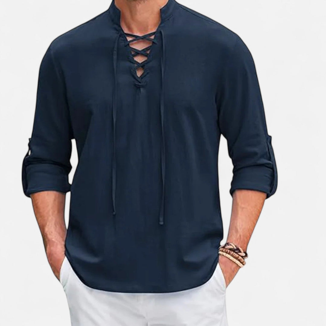 Chemise homme style Viking à manches longues, coupe décontractée pour un confort optimal. Tenue historique bohème élégante.