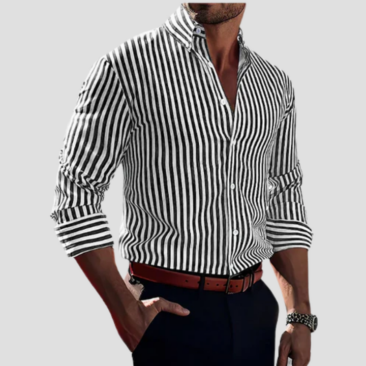 Chemise rayée homme en coton premium, manches longues, coupe ajustée, motif rayé classique, élégance et confort sophistique.