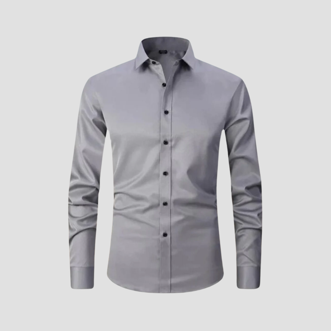 "Chemise slim homme élégante moderne, vue frontale, coupe ajustée, col classique, tissu doux, bordeaux, lignes nettes"