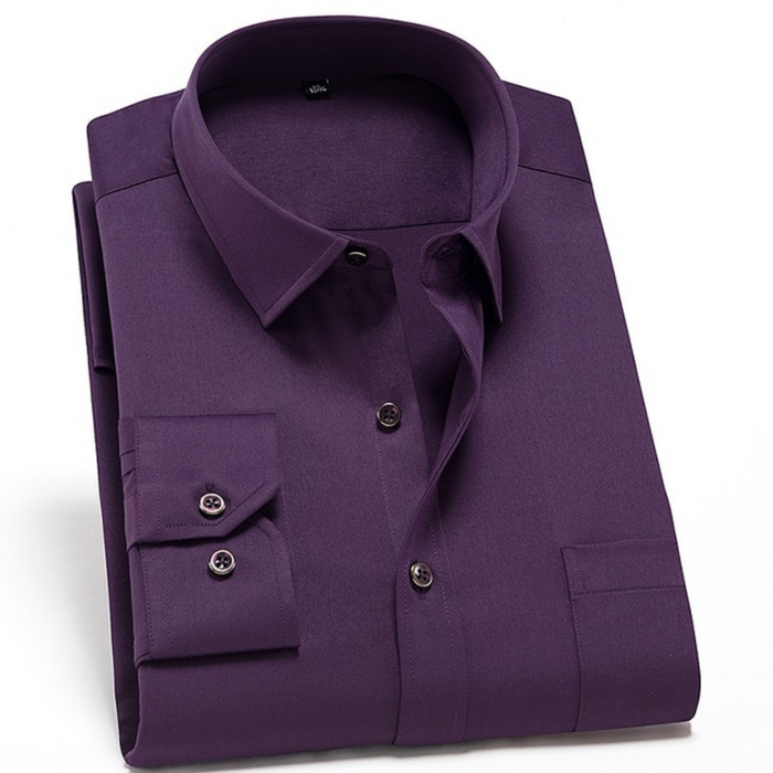 Chemise homme stretch moderne, couleur polyvalente, idéale pour la mode masculine d'automne, élégance et confort.