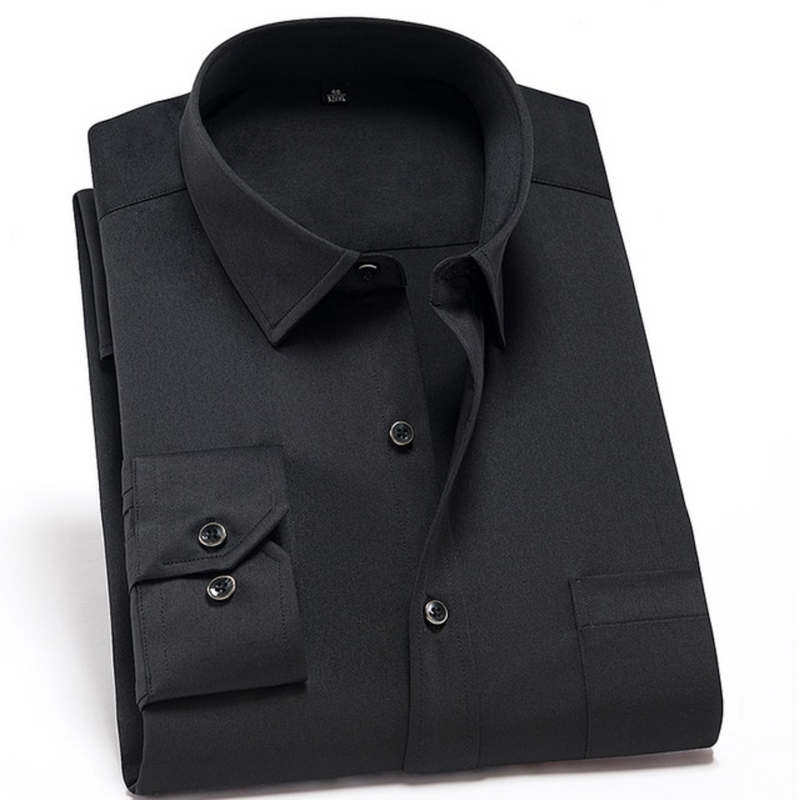 Dos d'une chemise homme stretch anti-froissement, coupe ergonomique pour liberté de mouvement et style.