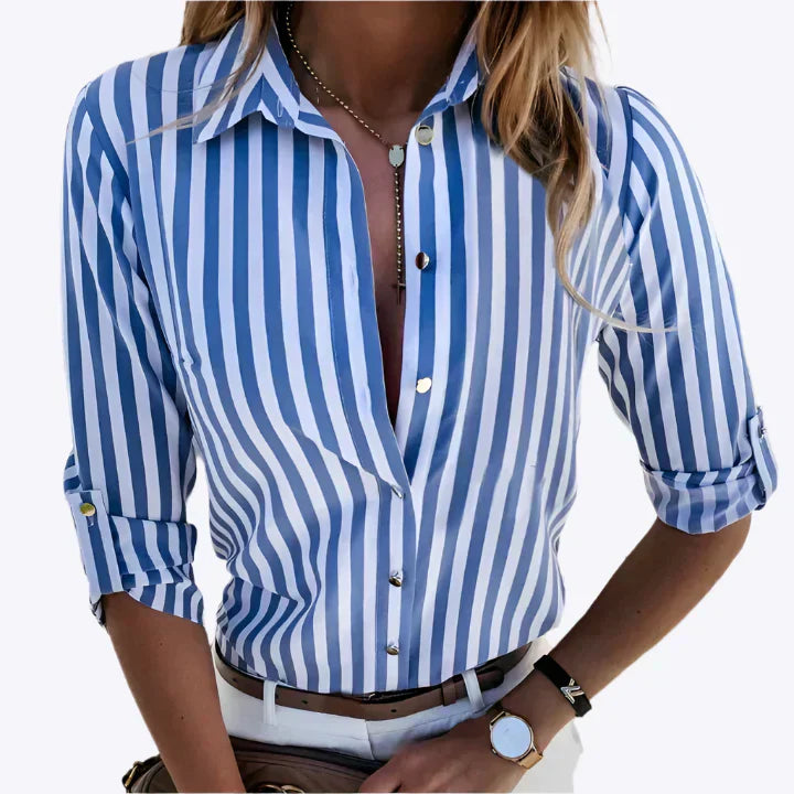 "Chemisier femme à rayures bretonnes, manches longues, style élégant et moderne, parfait pour diverses occasions."