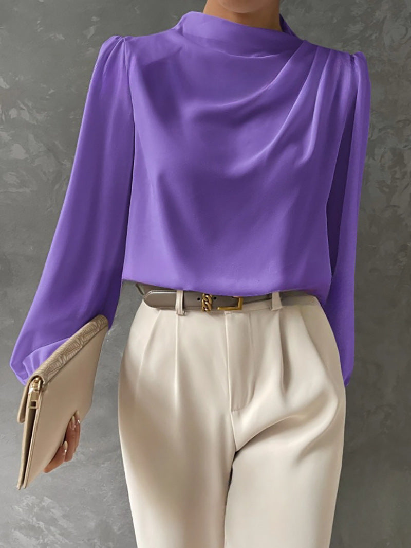 Chemisier femme rouge moderne à col montant, manches longues. Sublimez votre tenue avec ce haut tendance et chic.
