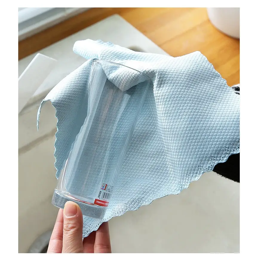 "Chiffons nettoyage microfibre bambou, doux et absorbants, idéaux pour surfaces propres et sans traces."
