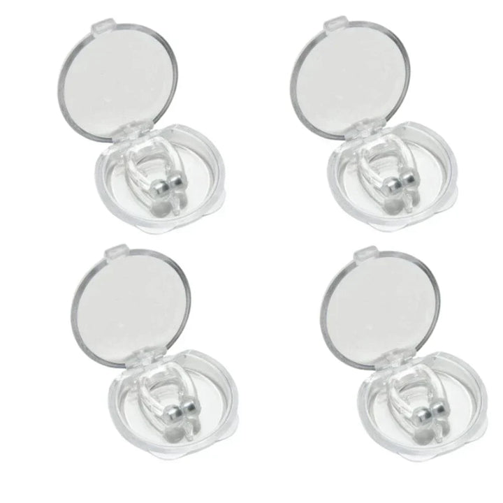 Clip Nez Anti-Ronflement en silicone hypoallergénique, compact et réutilisable, couleur transparente, vue de côté.