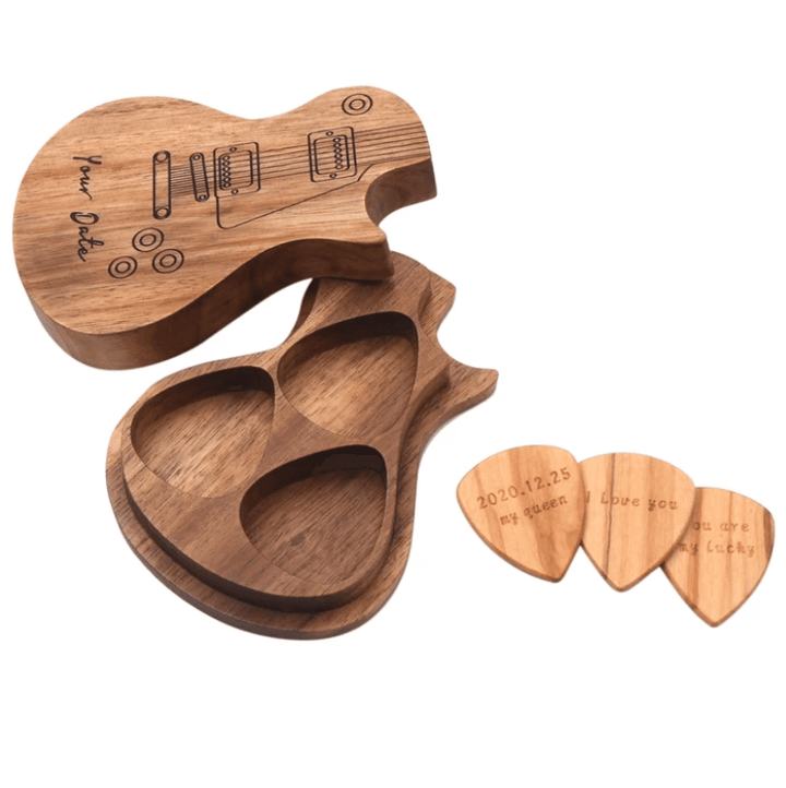 Coffret cadeau médiators guitare en bois gravés.  Accessoires guitare, design élégant.