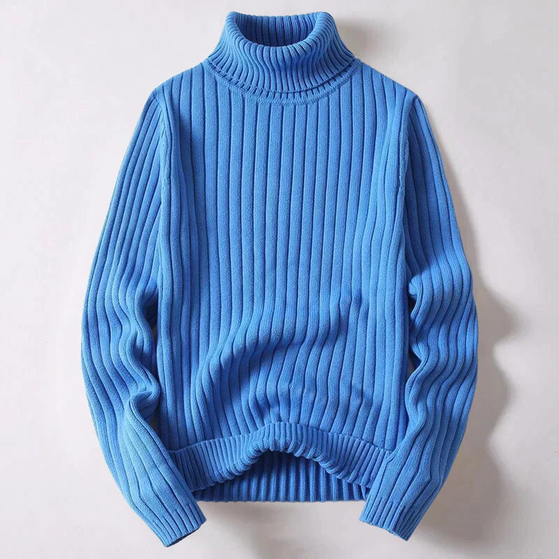 Col roulé homme en laine mérinos, élégant, coupe ajustée, couleur classique, texture douce et sophistiquée.