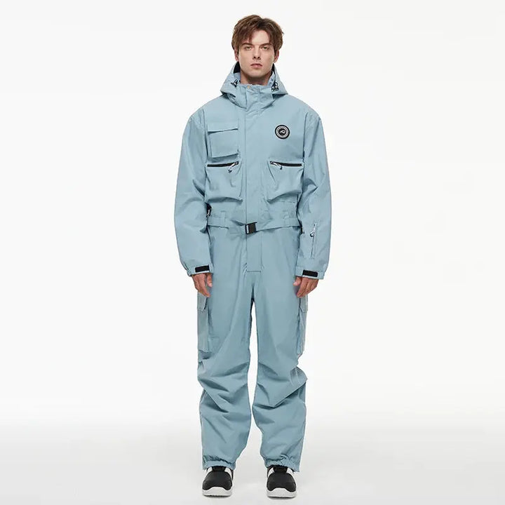 Tissu technique de la combinaison de ski homme, imperméable et respirant, essentiel pour sports d'hiver et neige.