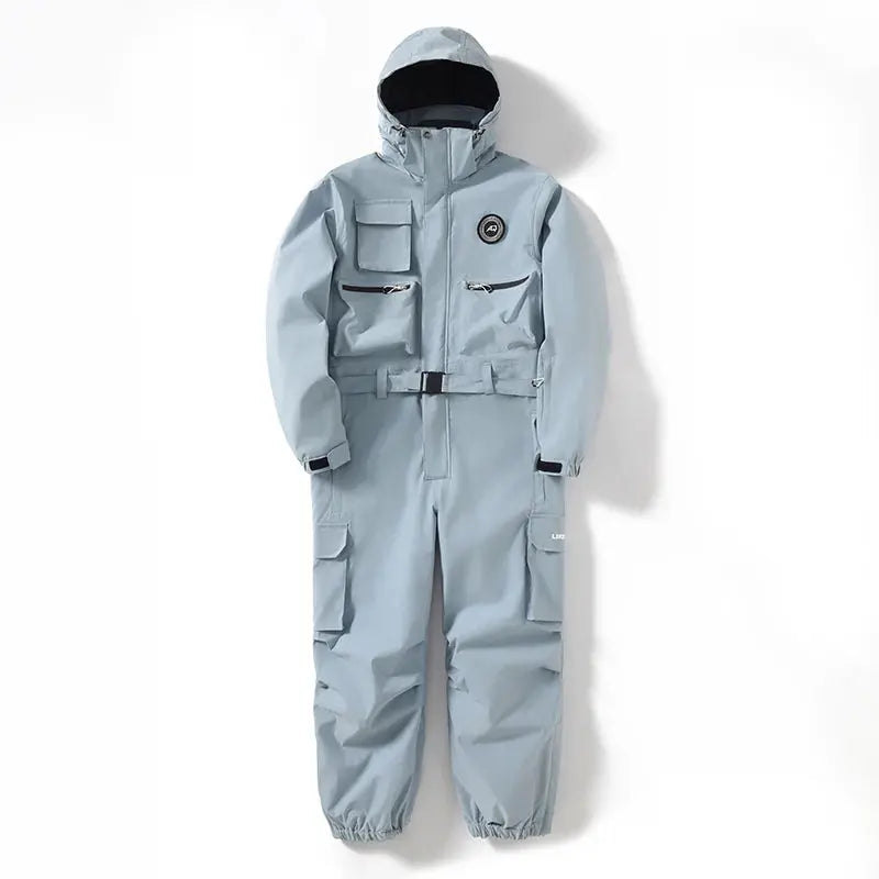 Combinaison de ski homme offrant liberté de mouvement, isolante et chaude pour activités neige, alpin et hiver.