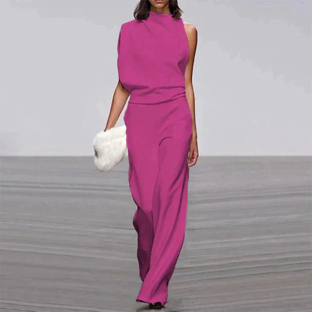 Combinaison une-pièce femme, moderne et confortable. Parfaite pour un style chic au quotidien ou événement.