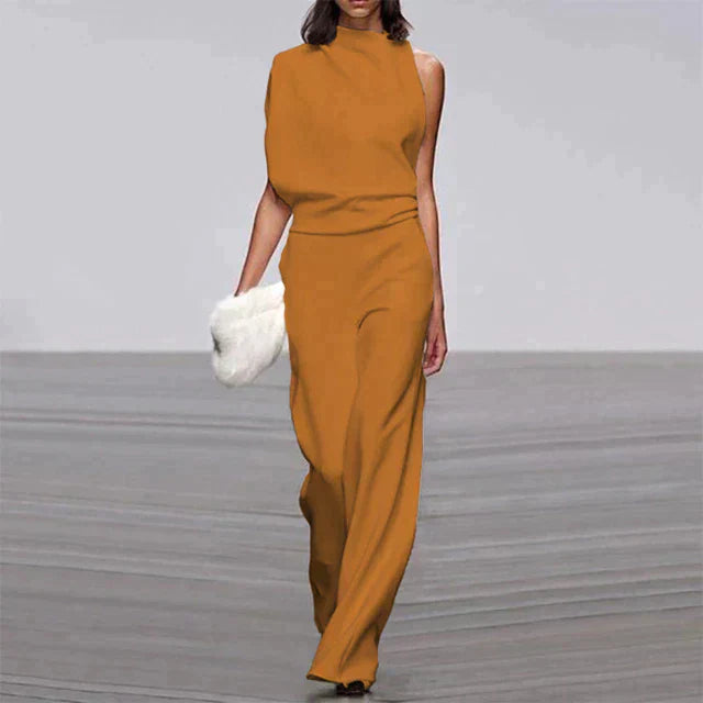 Combinaison décontractée femme, style moderne printemps-été. Confortable et tendance pour toute occasion.