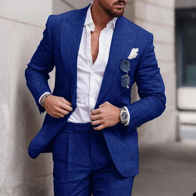 "Costume en lin pour mariages, élégant deux pièces, avec revers raffiné et coupe classique, pour hommes sophistiqués."