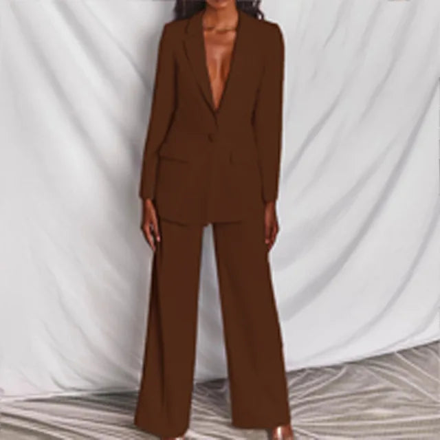 Costume femme élégant : blazer et pantalon taille haute.  Ensemble chic et professionnel.