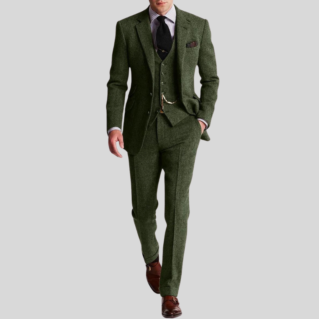 "Costume homme tweed trois pièces, coupe slim, veste, gilet, élégant et raffiné, idéal pour occasions formelles."