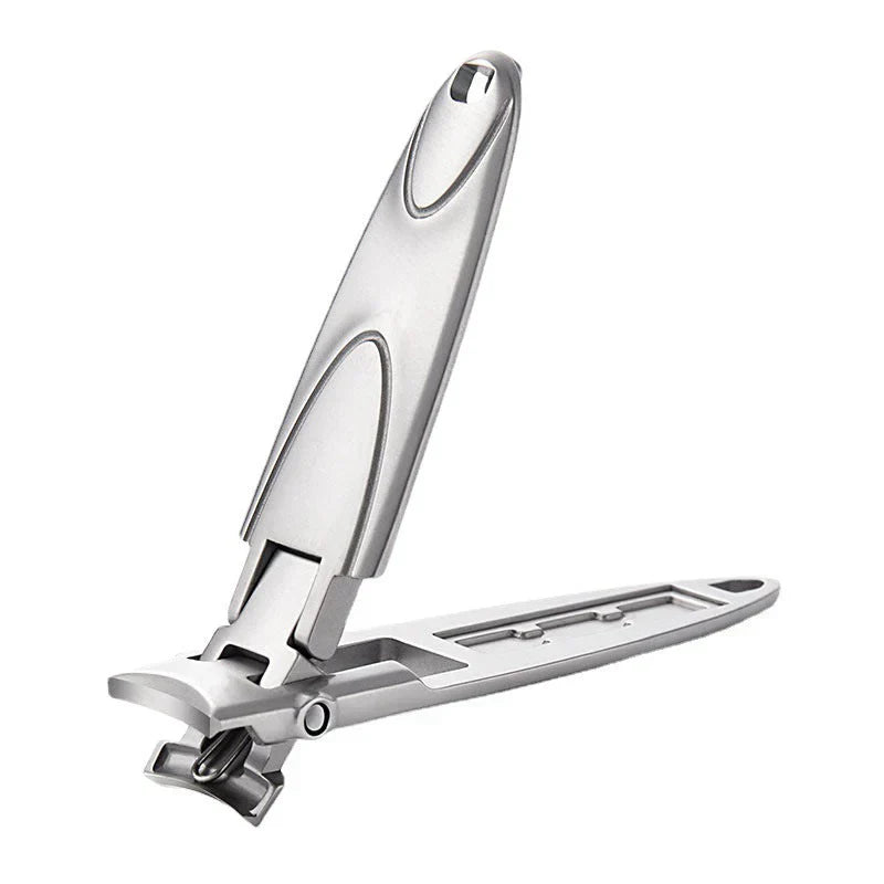 "Coupe-ongles ergonomique en acier inoxydable, design compact pour manucure précise et sans effort, confort antidérapant."